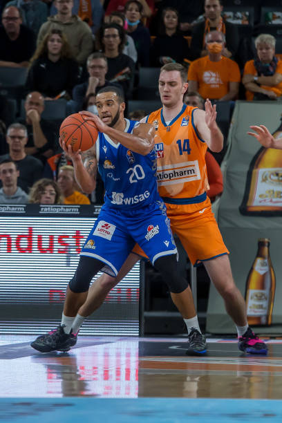 与突击手组 与突击手组