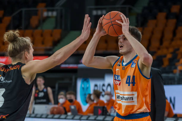 更在于与所 更在于与所