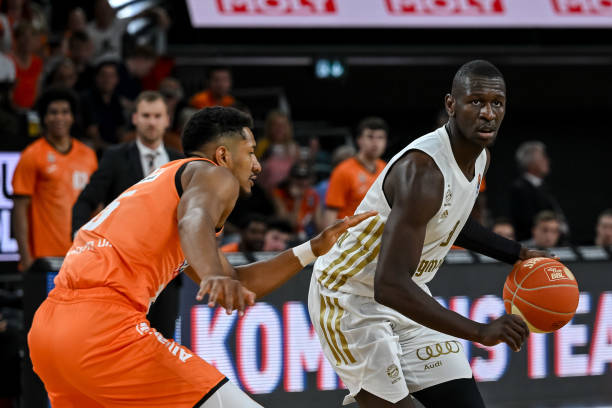 志坚不摧 志坚不摧